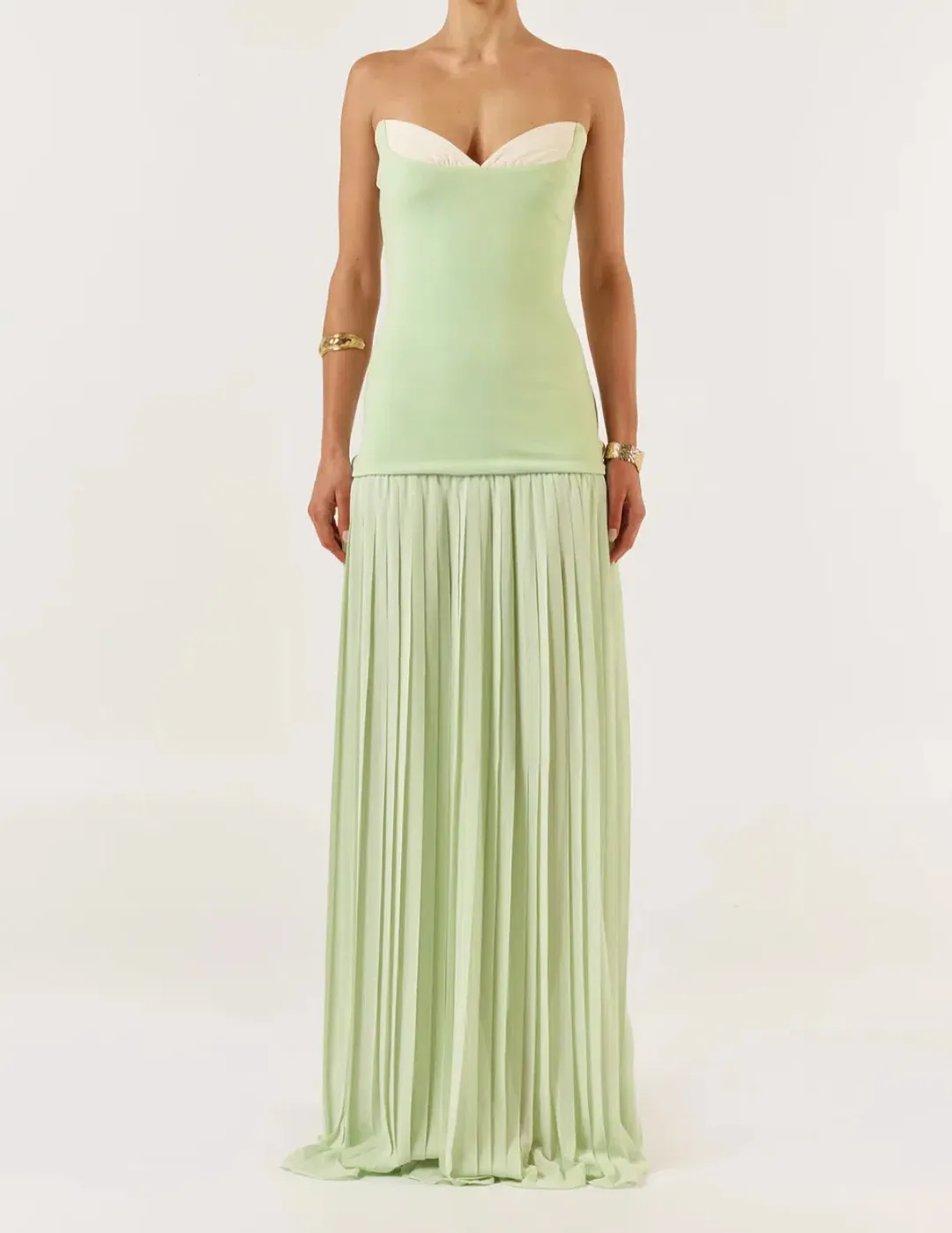 She is OLLÁ Nicolette Maxi Dress Green Size S/ Au 8 for rent on The Volte - main image