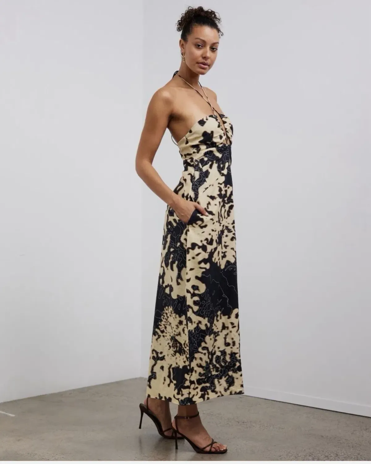 Camilla & Marc Kairi Midi Dress in Black Print Size 8 for rent on The Volte - main image