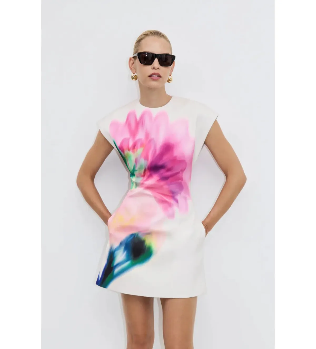 Rebecca Vallance Dahlia Blossom Mini Dress White Floral Size AU 8 for rent on The Volte - main image