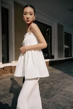 Justin Tong  Skirt Ivory Size 10  for rent on The Volte - image 3