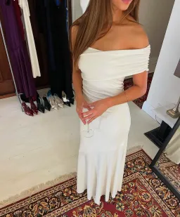 La Marie, Jayde Maxi, White, Size 8 for rent on The Volte - image 2