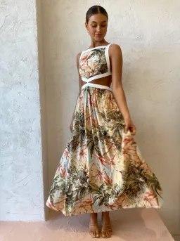 Significant Other Marino Dress in Painted Floral Size 8 for rent on The Volte - image 2