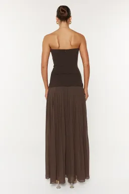She Is Olla Espresso Nicolette Midi Dress in Brown Size 6 for rent on The Volte - image 3
