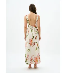 Roame Isolde Maxi Dress Raphia Bloom One Size for rent on The Volte - image 4