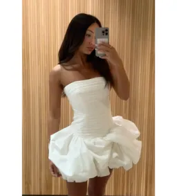 Aje Violette Bubble Mini White Size 8 for rent on The Volte - image 4