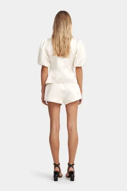 Hansen and Gretel Jacques Shortie Pearl Size AU 12 for rent on The Volte - image 3