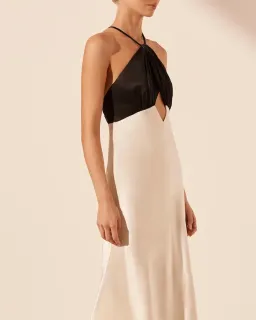 Shona Joy Black and White Lino Cross Back Halter Maxi Dress Size AU 10 for rent on The Volte - image 4
