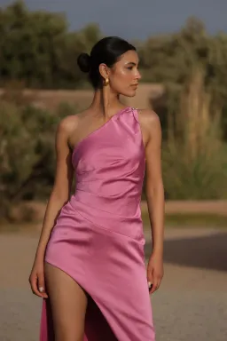 Elle Zeitoune Eleanor Orchid Pink Outlet in Size 8 for rent on The Volte - image 6