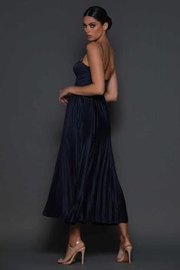 ELLE ZEITOUNE MILAN FRENCH NAVY SIZE 10 for rent on The Volte - image 2