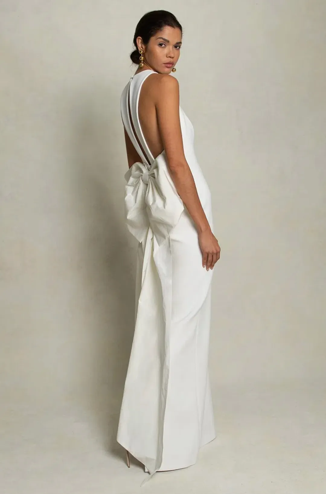 Rebecca Vallance Amore Bow Gown in White Size 14 for rent on The Volte - main image