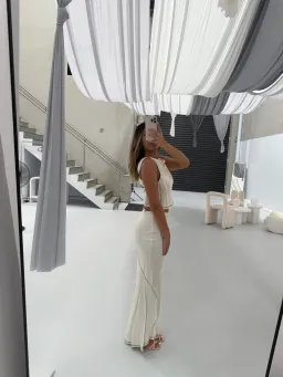 Bec & Bridge Evangeline Set Maxi Cream Size AU 6 for rent on The Volte - image 2