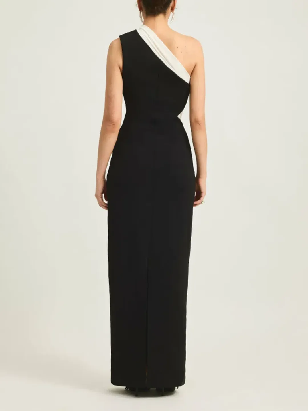 Tojha Tabitha Off Shoulder Gown in Black Size 6 for rent on The Volte - main image
