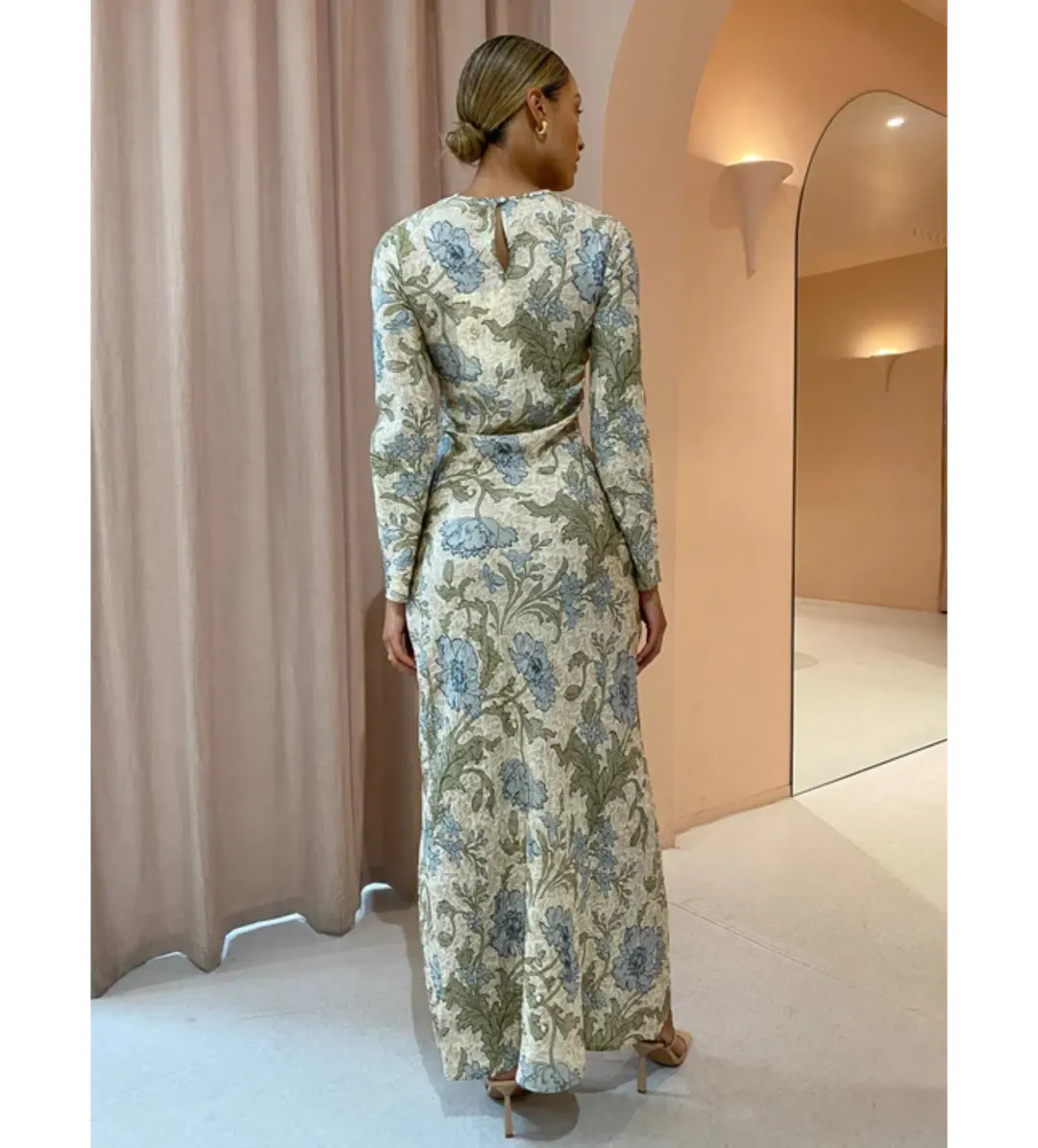 Sir the Label Maev Gown Maxi in Florence Print Size 1 / AU 8 for rent on The Volte - main image
