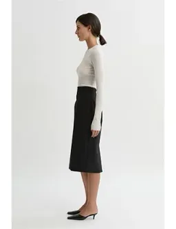 Willow Astrid Wool Pencil Skirt Black Size 6 for rent on The Volte - image 3