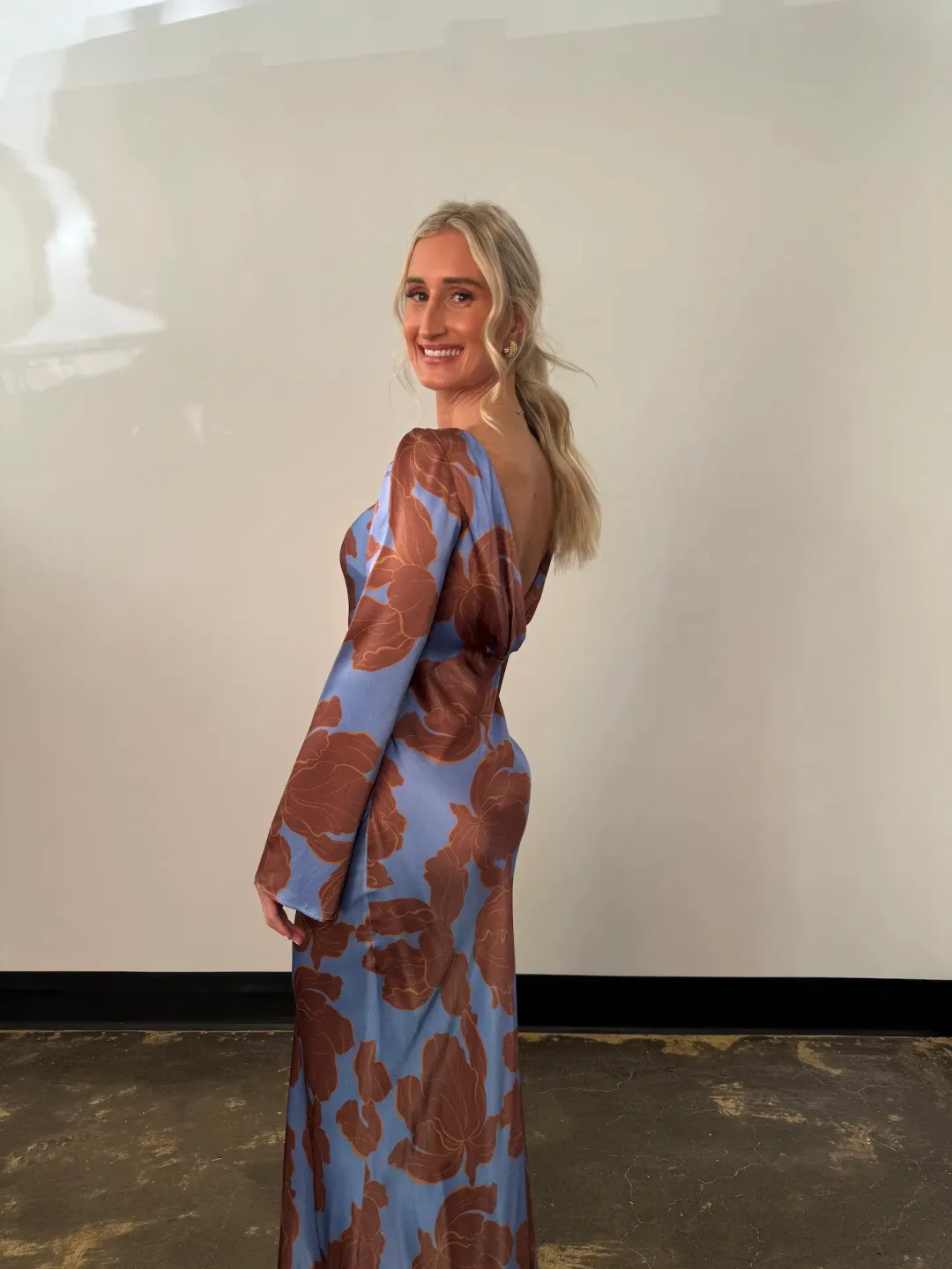 Pasduchas Lucent Sleeve Midi Dress Floral Size AU 12 for rent on The Volte - main image