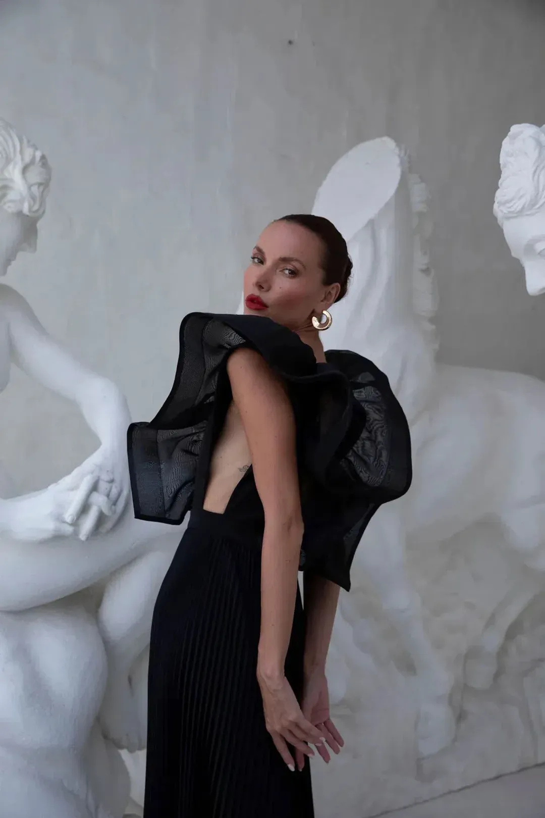 Lidee Woman Ventoux Gown Black Size AU 8 for rent on The Volte - main image