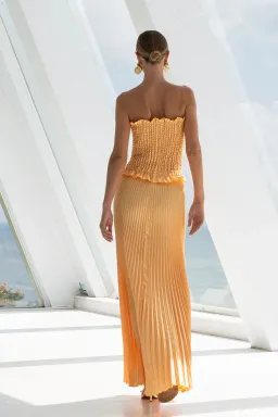 L'ldee Maya Gown in Sorbet Size AU6 for rent on The Volte - image 3