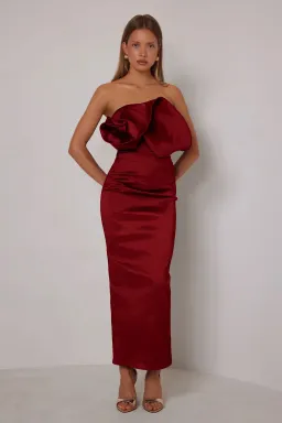 Elle Zeitoune Miles Maxi Wine Size 14 for rent on The Volte - image 1