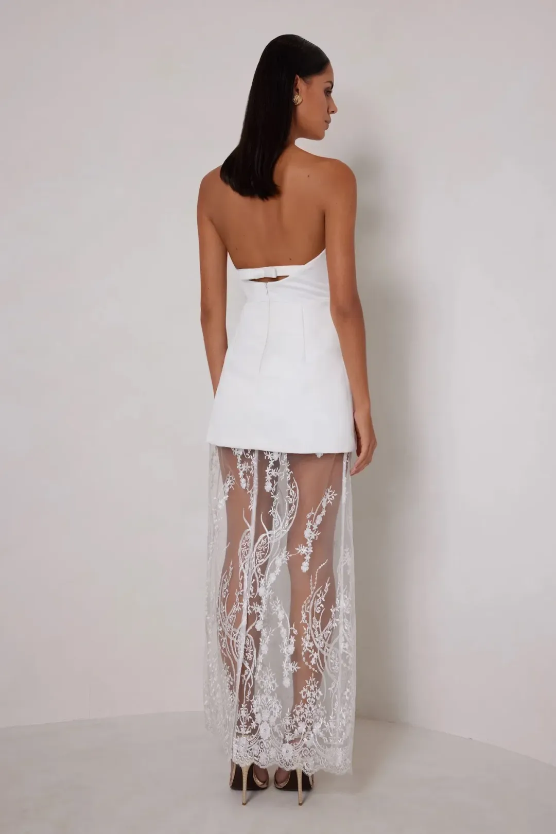 ELLE ZEITOUNE JANICE MINI / WHITE / SIZE 10 for rent on The Volte - main image