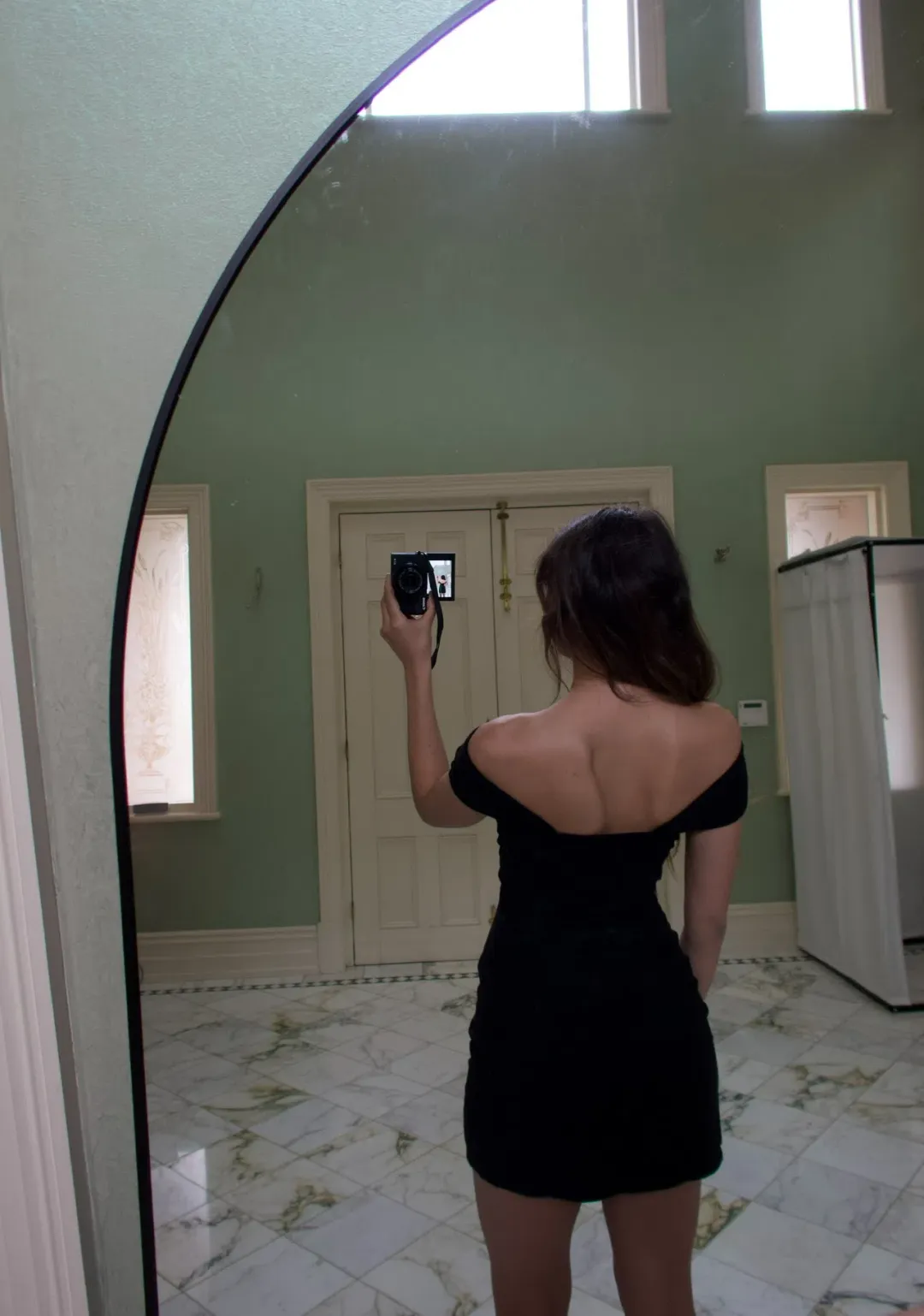 Reformation Carmina Mini Dress Black Size 6 for rent on The Volte - main image