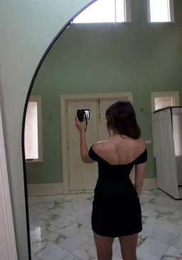 Reformation Carmina Mini Dress Black Size 6 for rent on The Volte - image 6