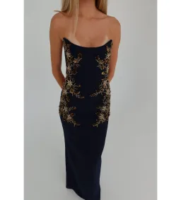 Rebecca Vallance Orla Gown Navy Size AU 6 for rent on The Volte - image 3