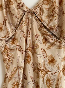 Bec & Bridge Fleetwood Midi Dress Cream Floral Size 8 for rent on The Volte - image 5