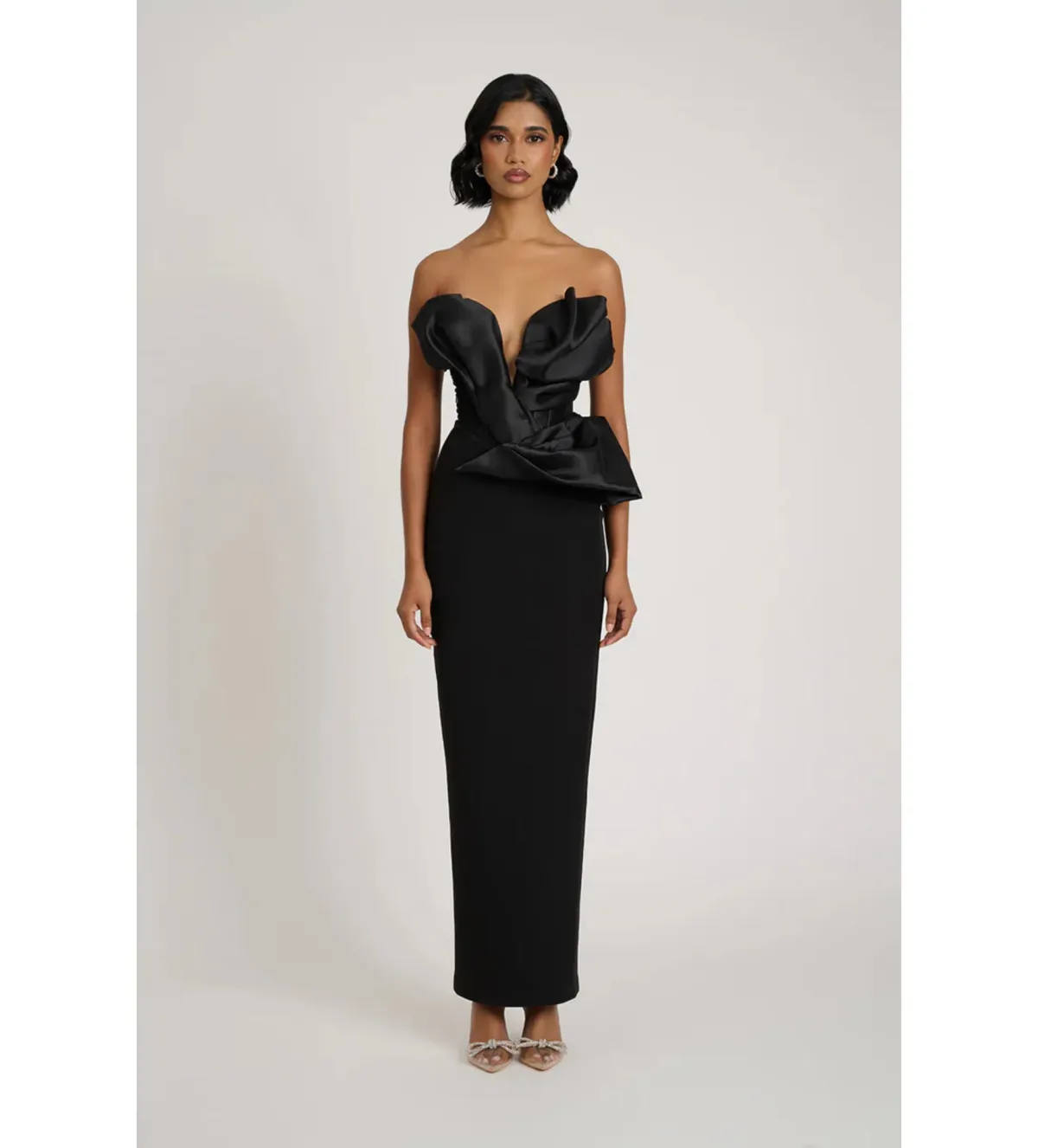 Eliya The Label Auri Gown in Black Size M/AU10 for rent on The Volte - main image