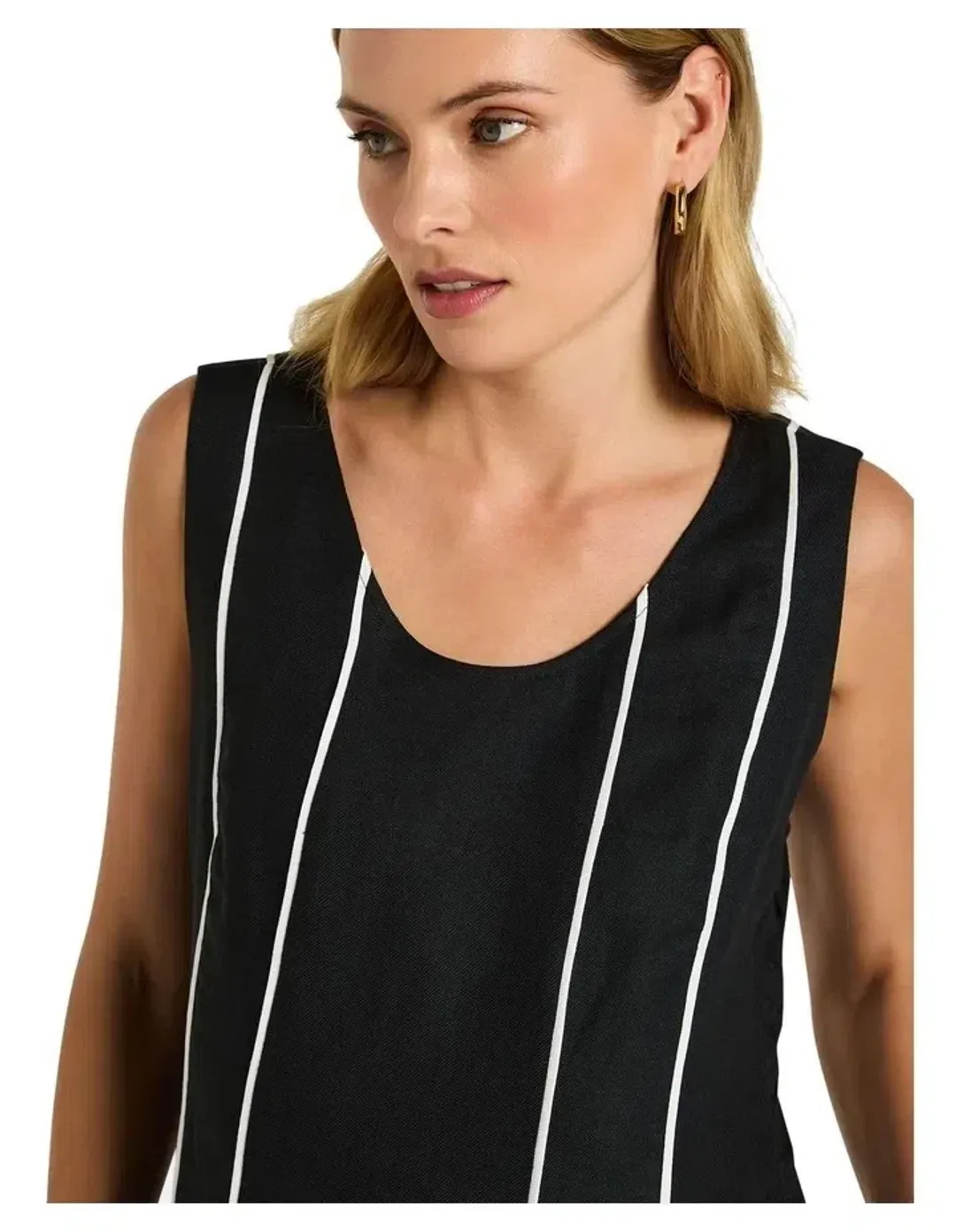 Yarra Trail Paradise Midi Dress Black Size 12 for rent on The Volte - main image