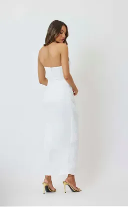 Bianca & Bridgett Evelyn Dress White Size 16  for rent on The Volte - image 2