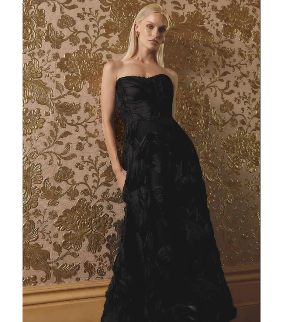 Elliatt Asher Sweetheat Midi Dress Black Size AU 12 for rent on The Volte - main image