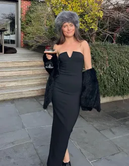 Paris Georgia Maxi Dress Black Size XS / AU 6 for rent on The Volte - image 1