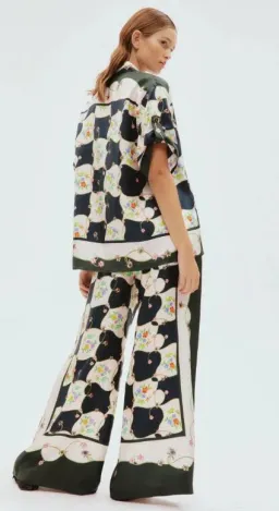  Alemais Venus Set for rent on The Volte - image 2