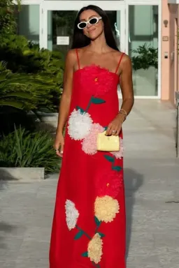 Elliatt Buttercup Embroidered Maxi Dress size 6 Red for rent on The Volte - image 2