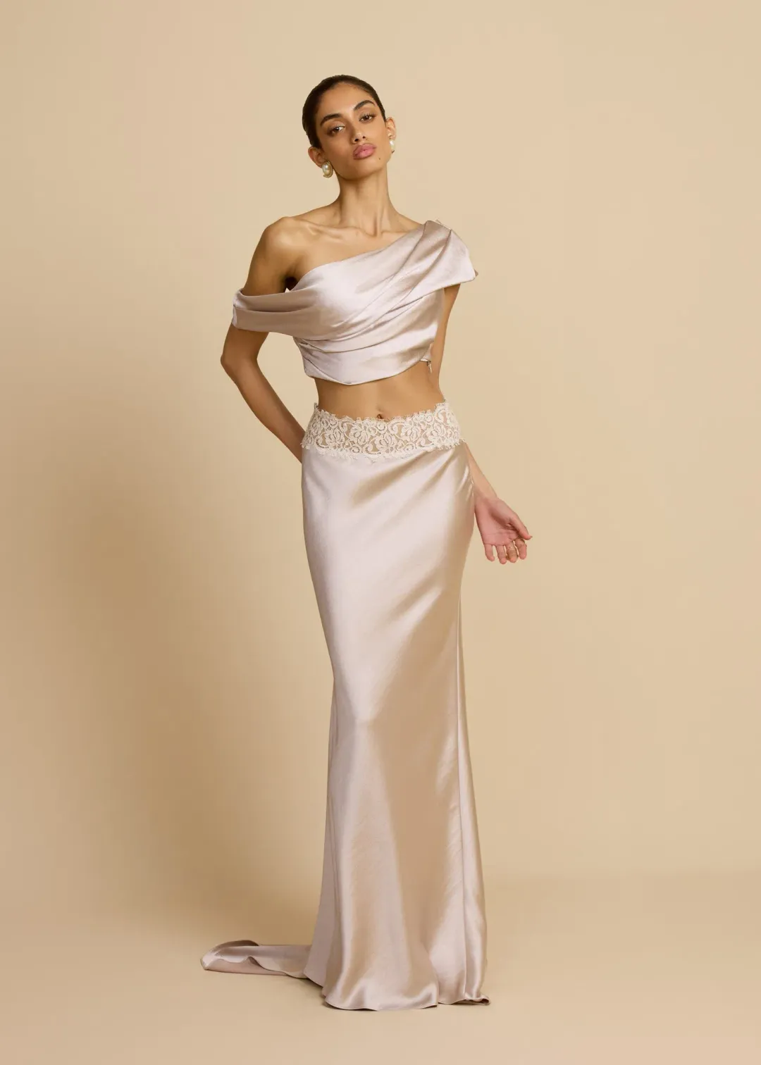 Arcina Ori Anaya Set Oyster Size XS/6 for rent on The Volte - main image