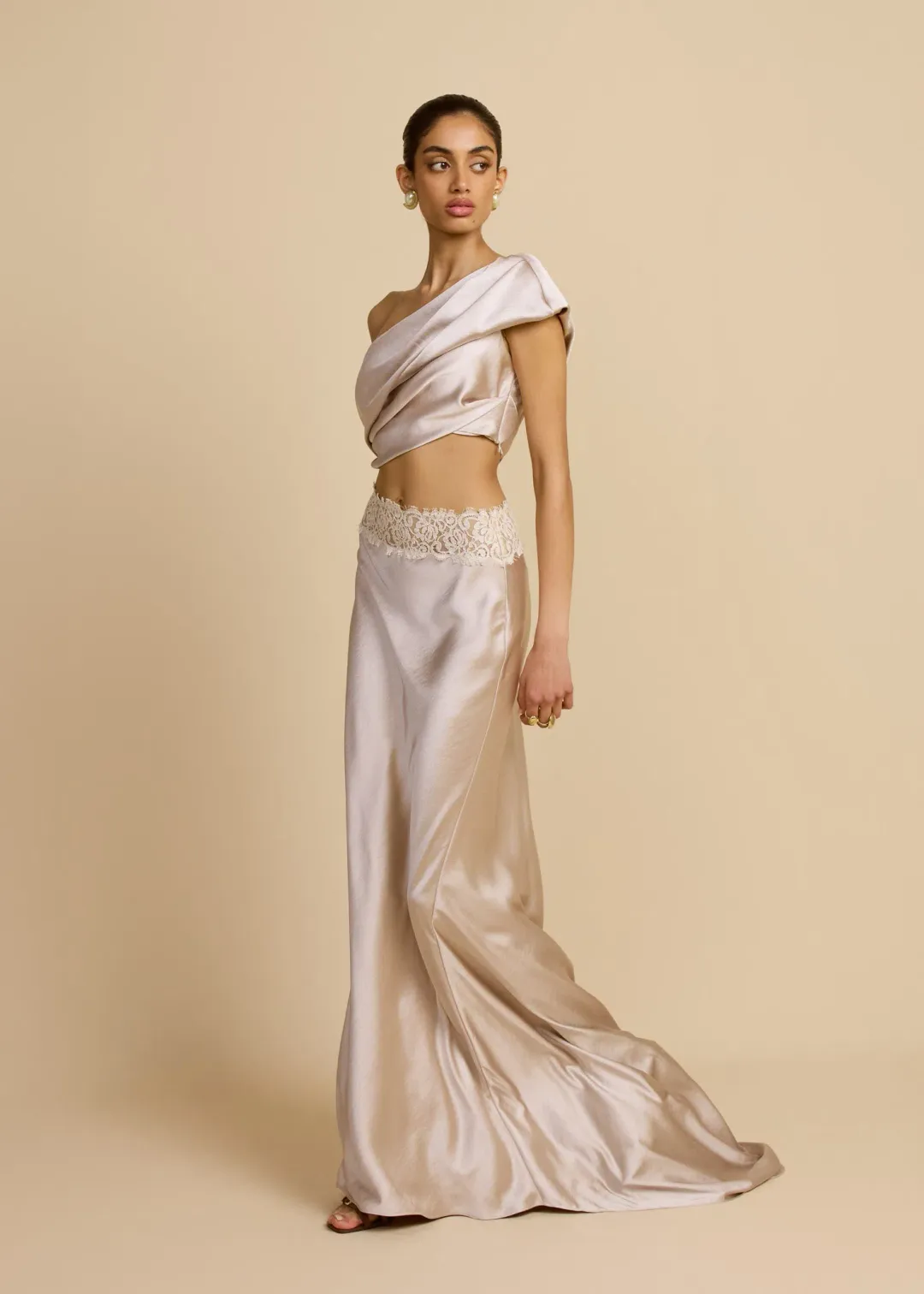 Arcina Ori Anaya Set Oyster Size XS/6 for rent on The Volte - main image