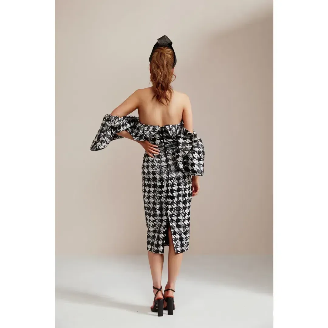 Eliya The Label Retribution Houndstooth Dress Size S Small 8 for rent on The Volte - main image
