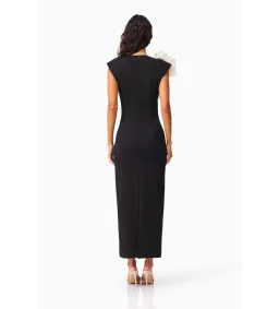 Elliatt Zahara V-Neck Gown in Black Size XS/AU 6  for rent on The Volte - image 2