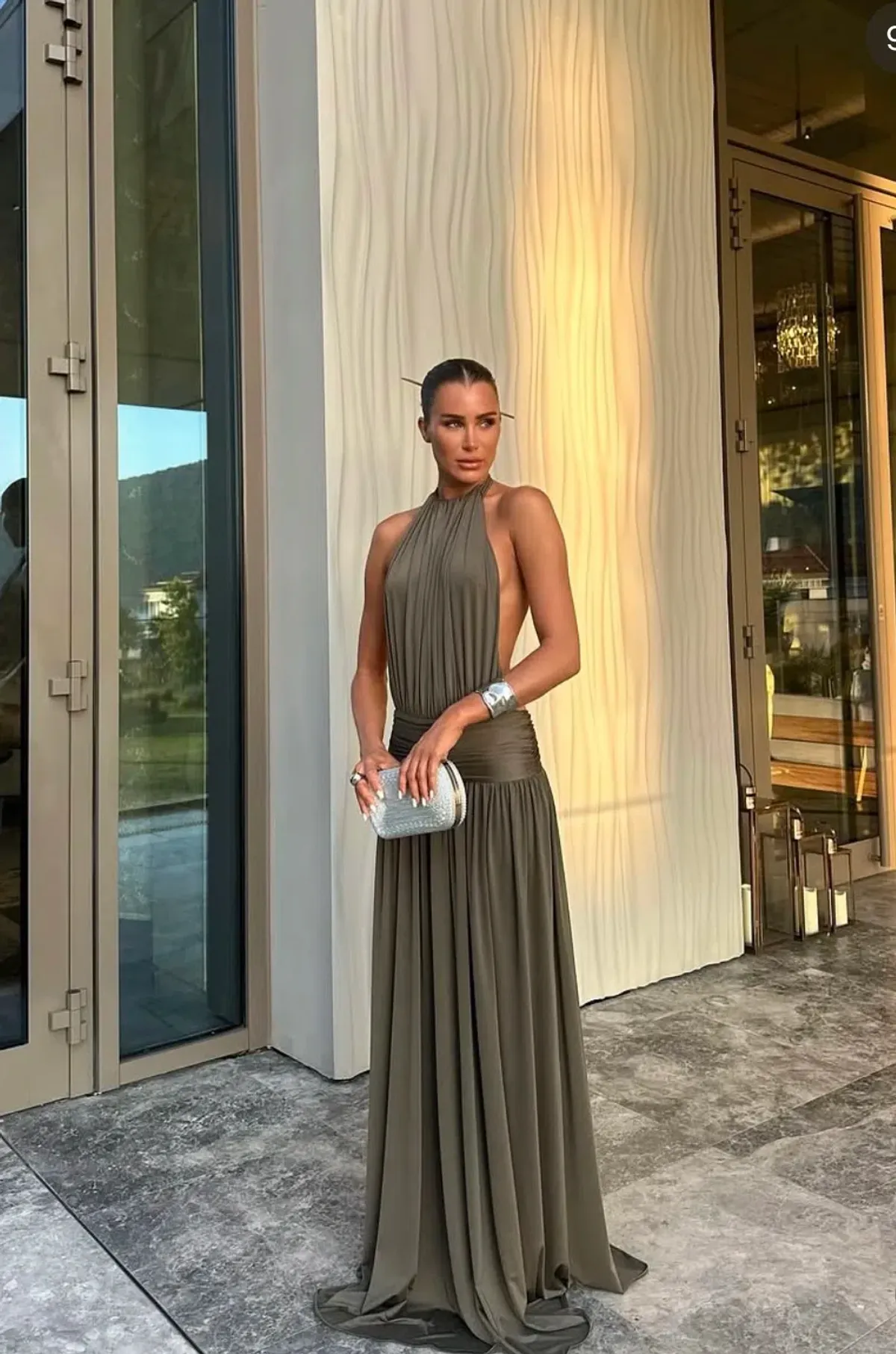 ARCINA ORI SATINA KHAKI SIZE M for rent on The Volte - main image