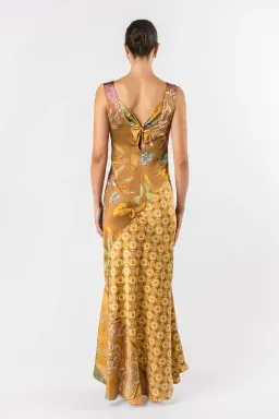 One Fell Swoop Fleur Monica Maxi-Koi No Mori Multi Size 6 for rent on The Volte - image 4