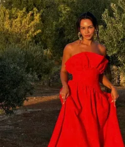 Laurel Gown Red Size 6 for rent on The Volte - image 2