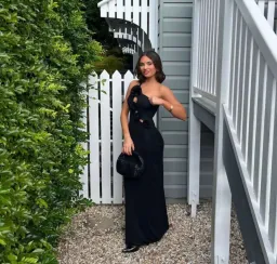 Maygel Coronel Liri Maxi Black One Size for rent on The Volte - image 5