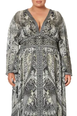 Camilla Kimono Sleeve Dress With Shirring Detail One Tribe size 3XL for rent on The Volte - image 6