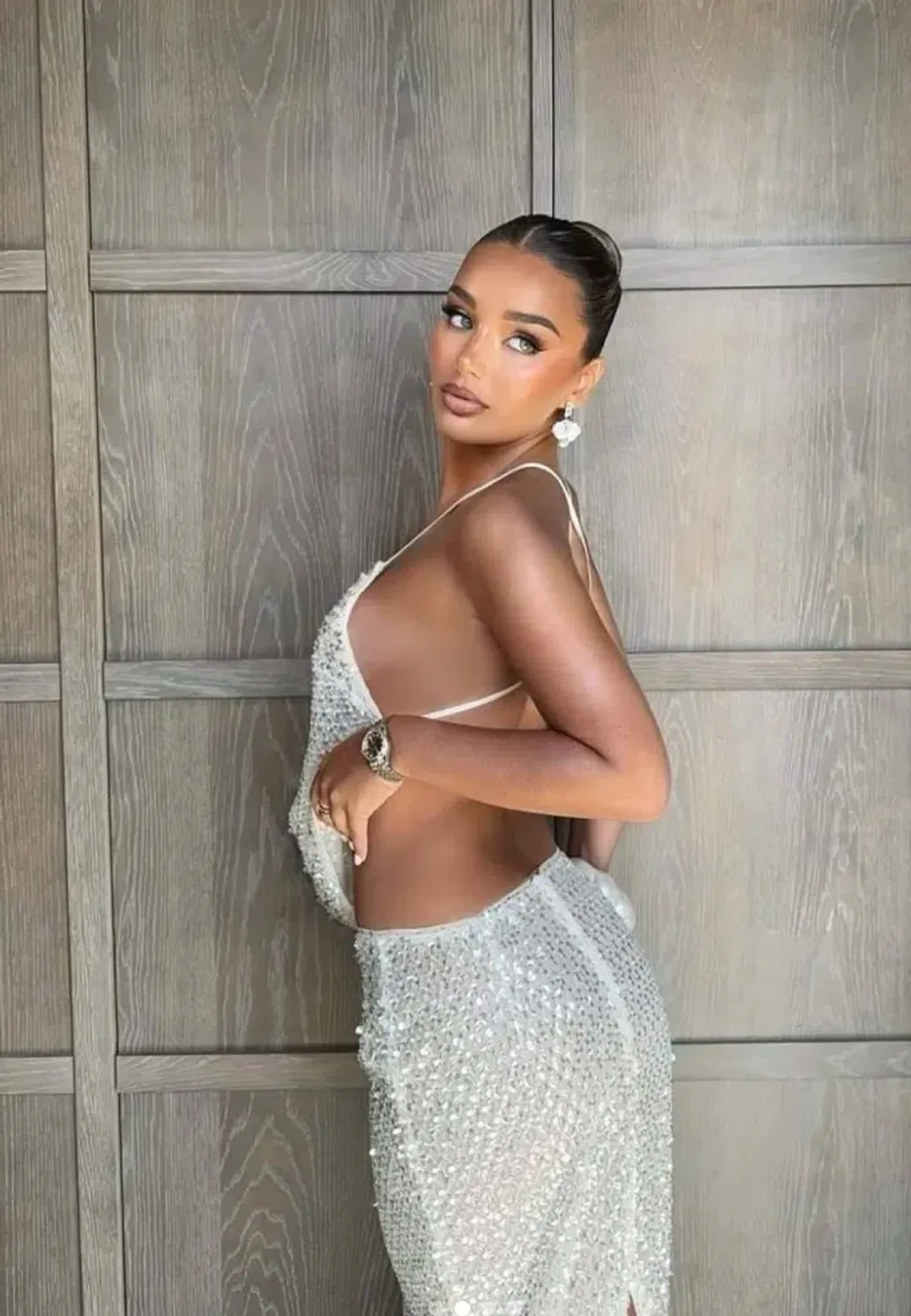 Sydney Lane Crystal Quartz Champagne Set size 6 for rent on The Volte - main image