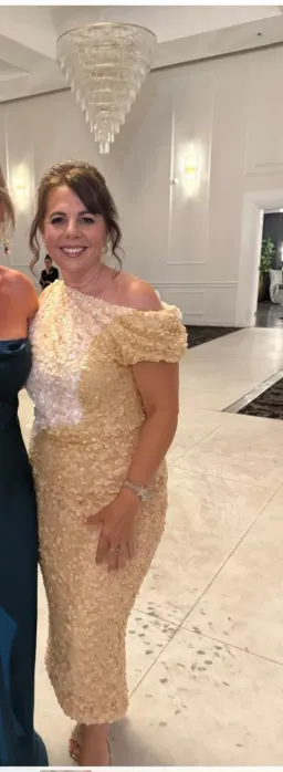 Manning Cartell  for rent on The Volte - image 1