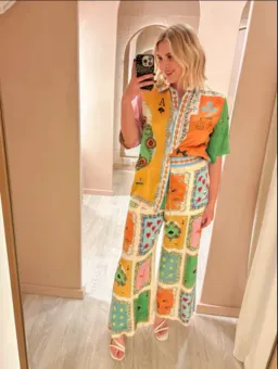 Rummy silk set for rent on The Volte - image 4