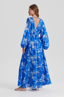 Blue paisley floral linen dress for rent on The Volte - image 2