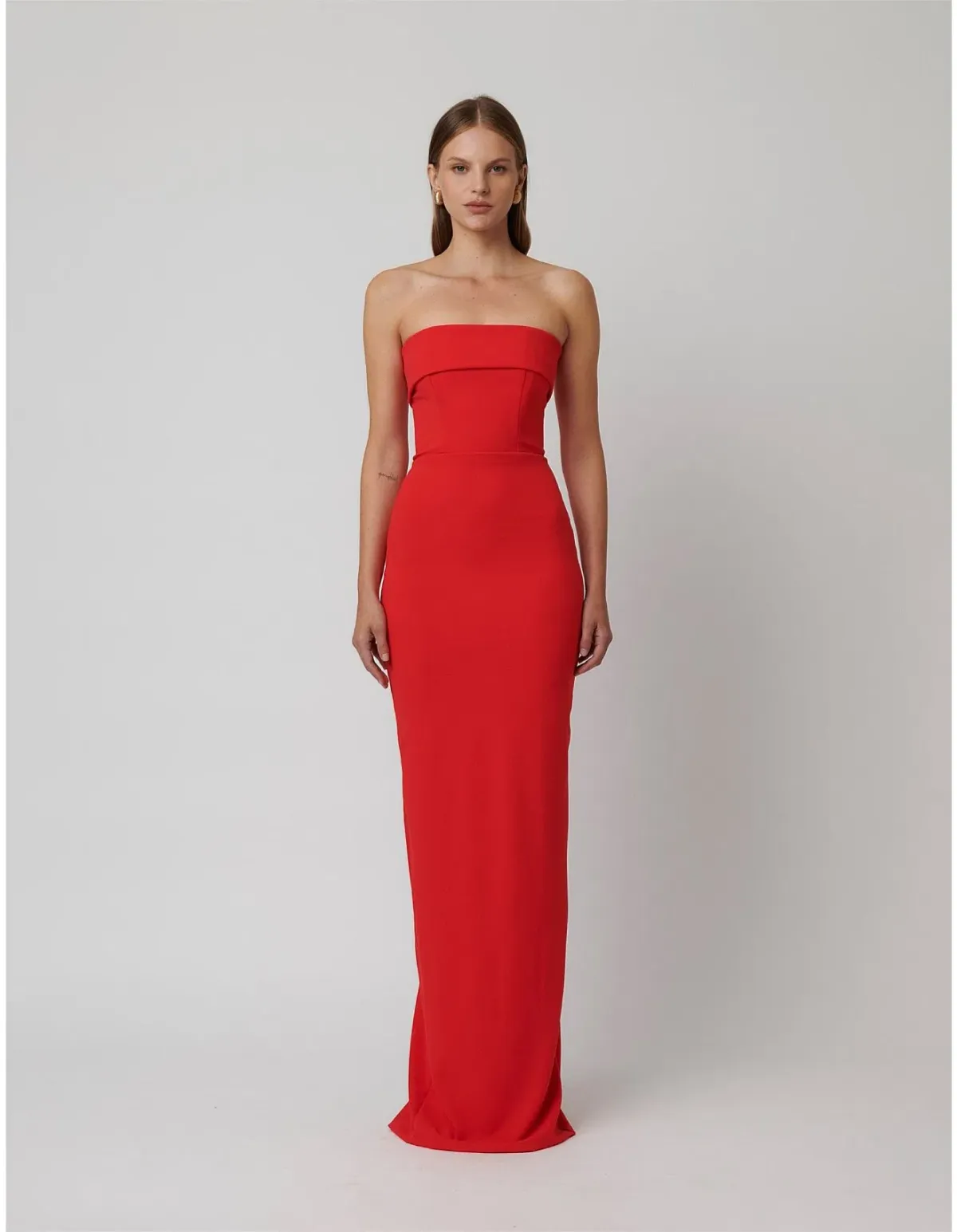 EFFIE KATS MONROE STRAPLESS CREPE FLOOR LENGTH GOWN RED M/10 AU for rent on The Volte - main image
