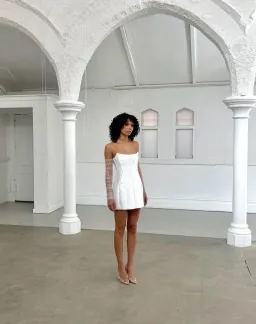 Eliya The Label Kayla Mini Size 8 for rent on The Volte - image 7