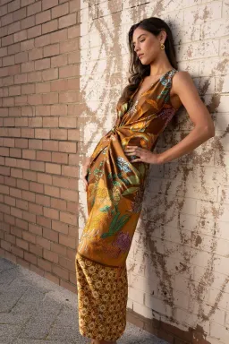 One Fell Swoop Gaia Maxi V2-Koi No Mori Multi Size 10 for rent on The Volte - image 2